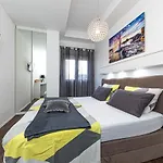 2 Bedroom Lovely In Okrug Gornji * Trogir